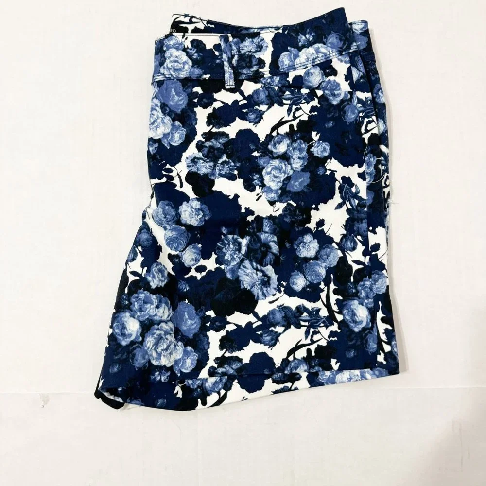 The Limited NWOT Sz 14 Blue Multi Flat Front Short